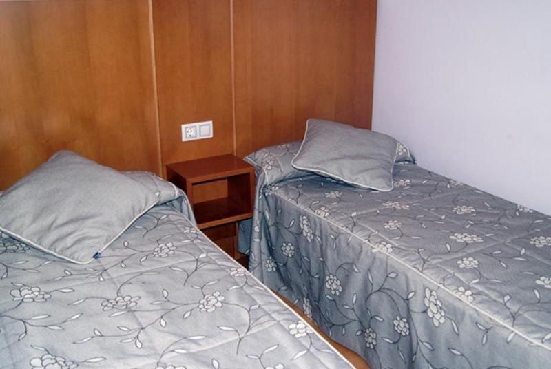 Aparthotel Pena Telera Resort El Pueyo de Jaca Esterno foto